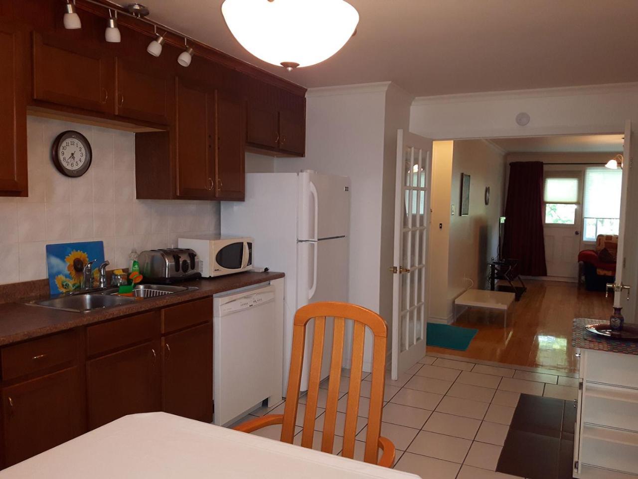 Three Bedroom Holiday Apartment Longueuil Exterior photo