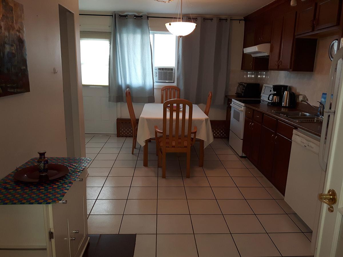 Three Bedroom Holiday Apartment Longueuil Exterior photo